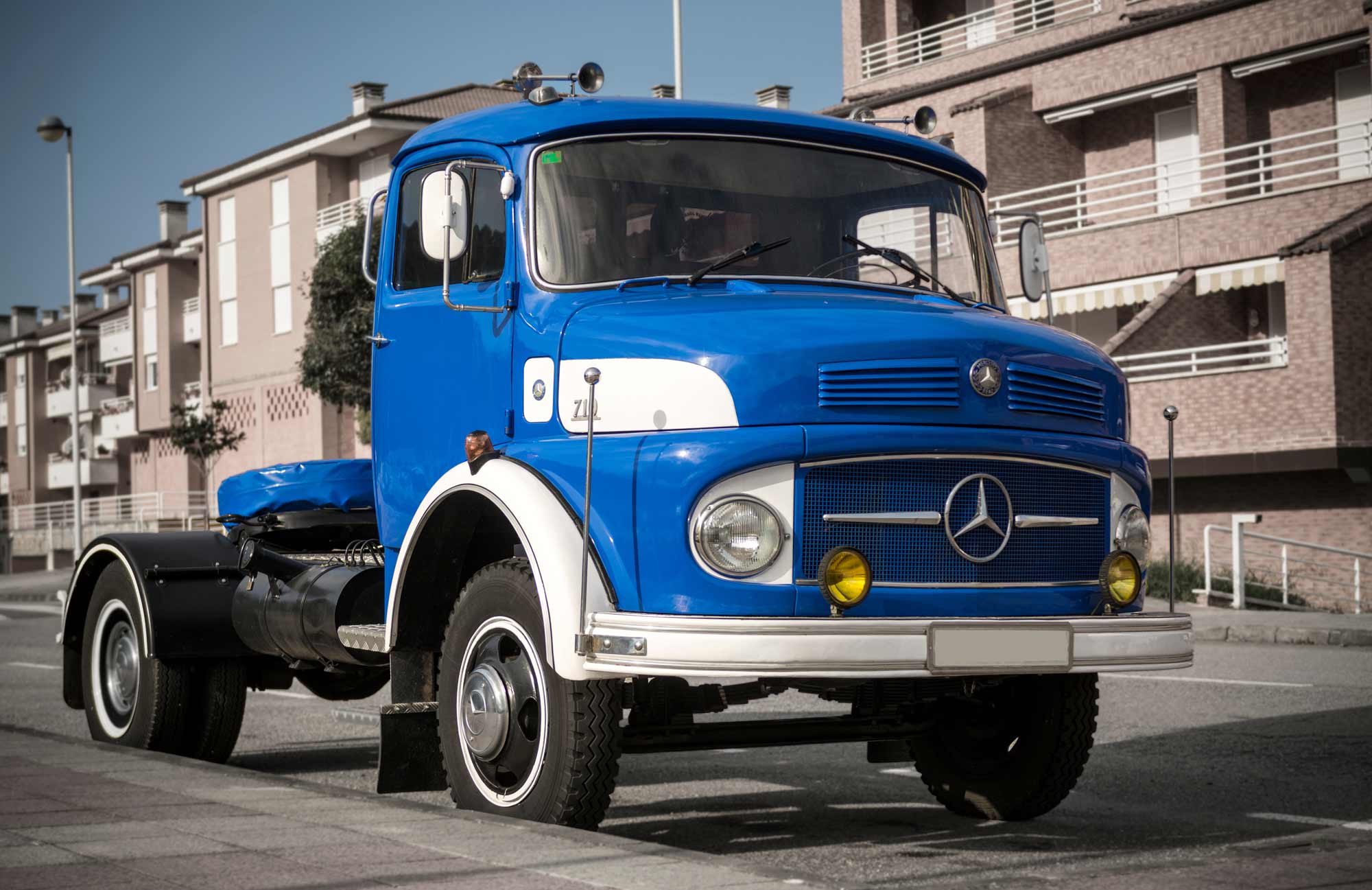 Alter Mercedes Truck